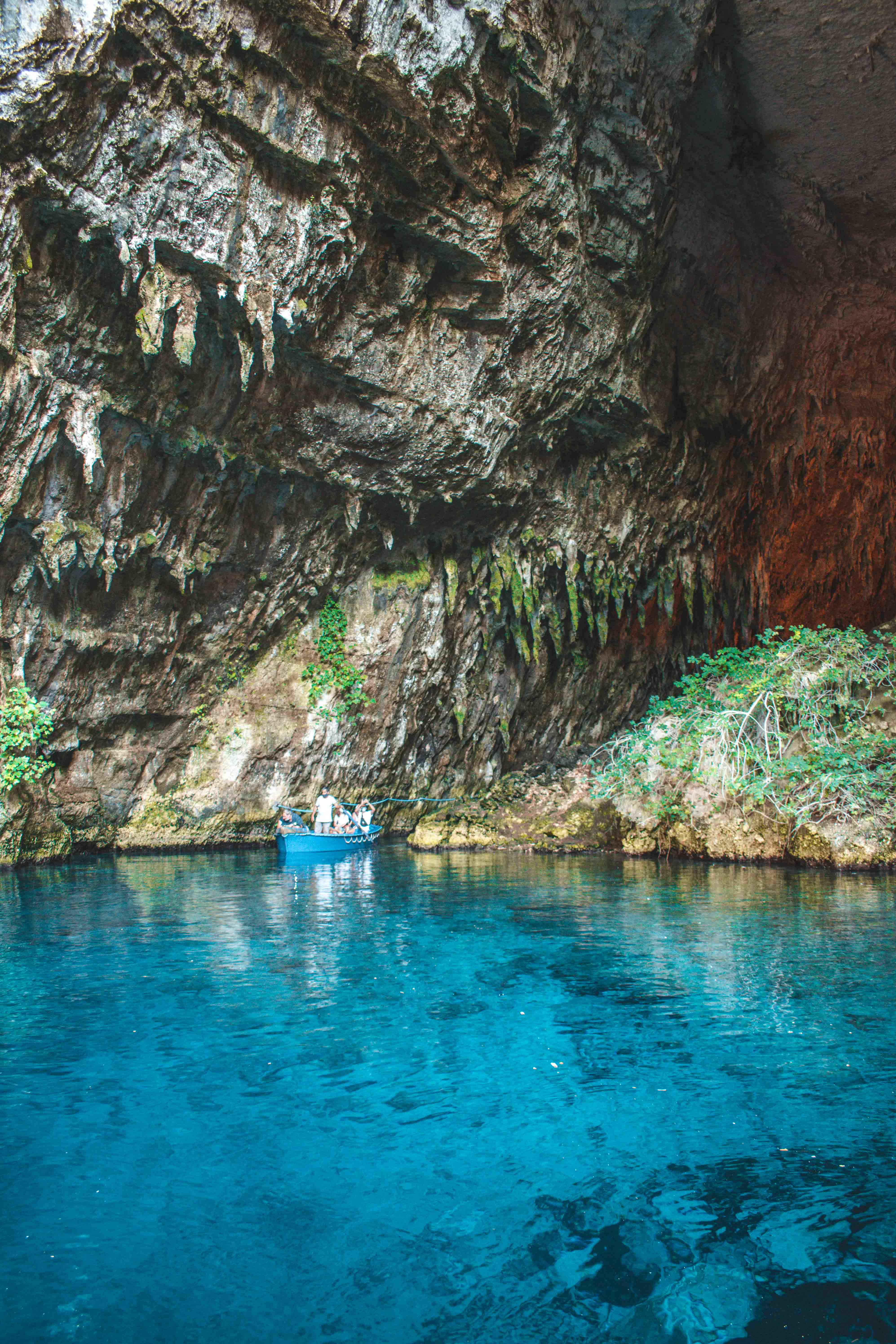 Melissani Cave travel tips