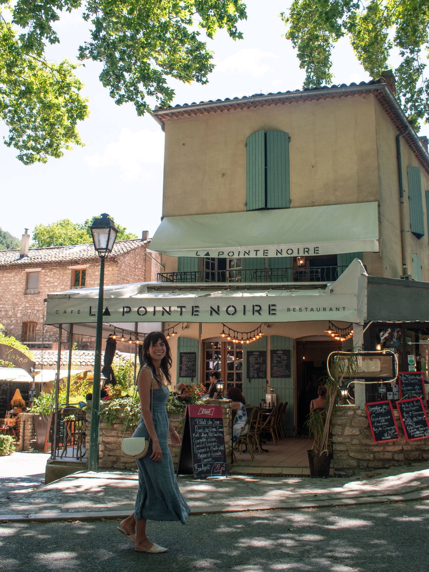Best things to do Fontaine de Vaucluse