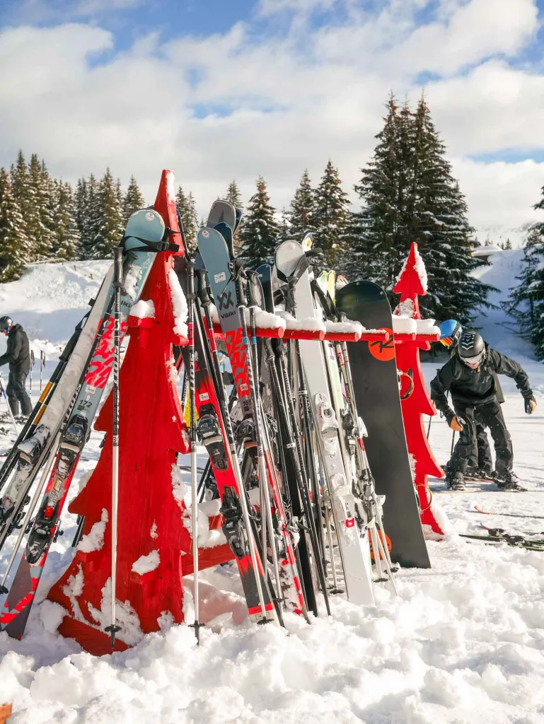 Cost of renting ski equipment cost in the Three Valleys France