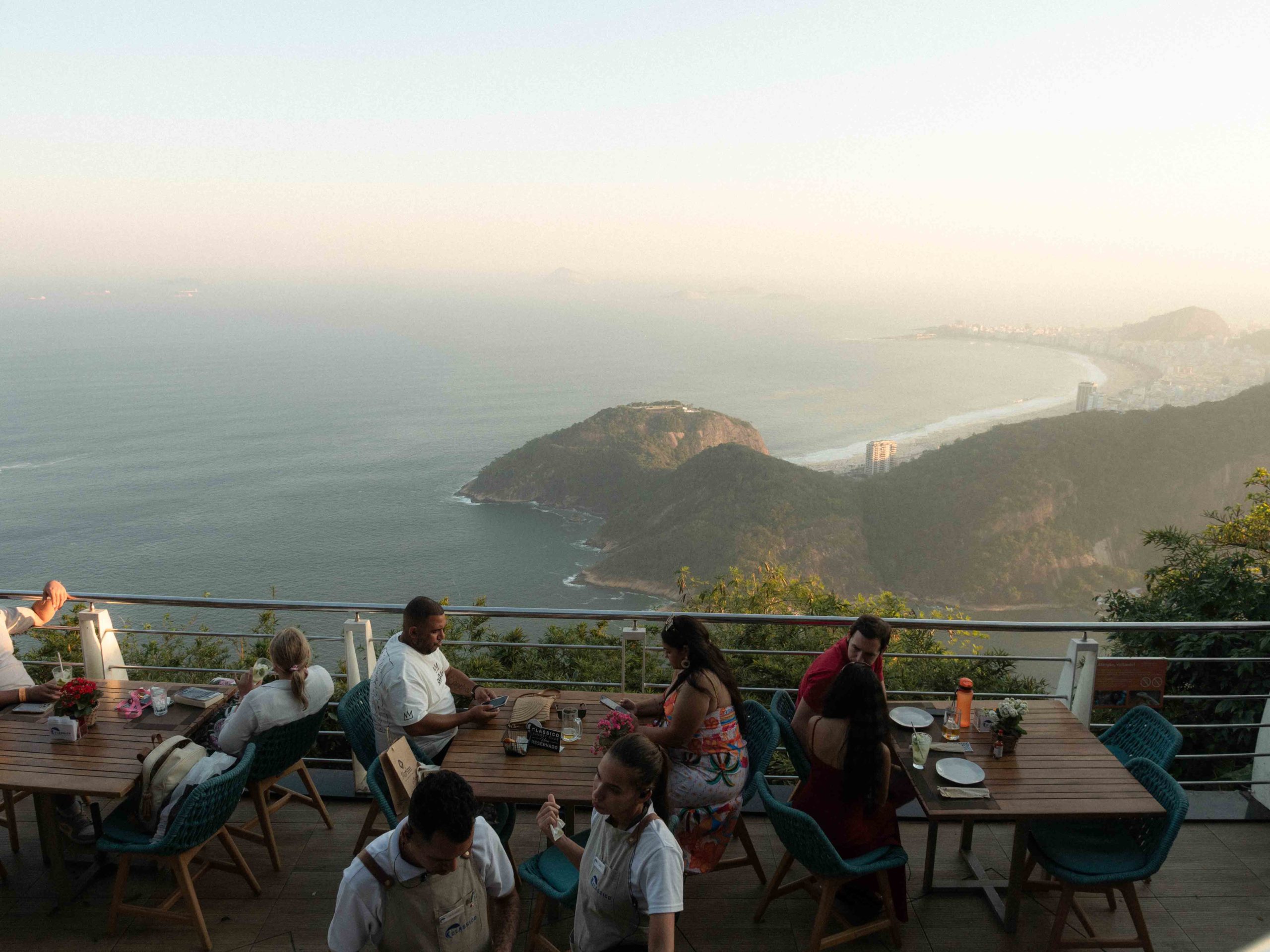 3 restaurants and bars with views in Rio de Janeiro